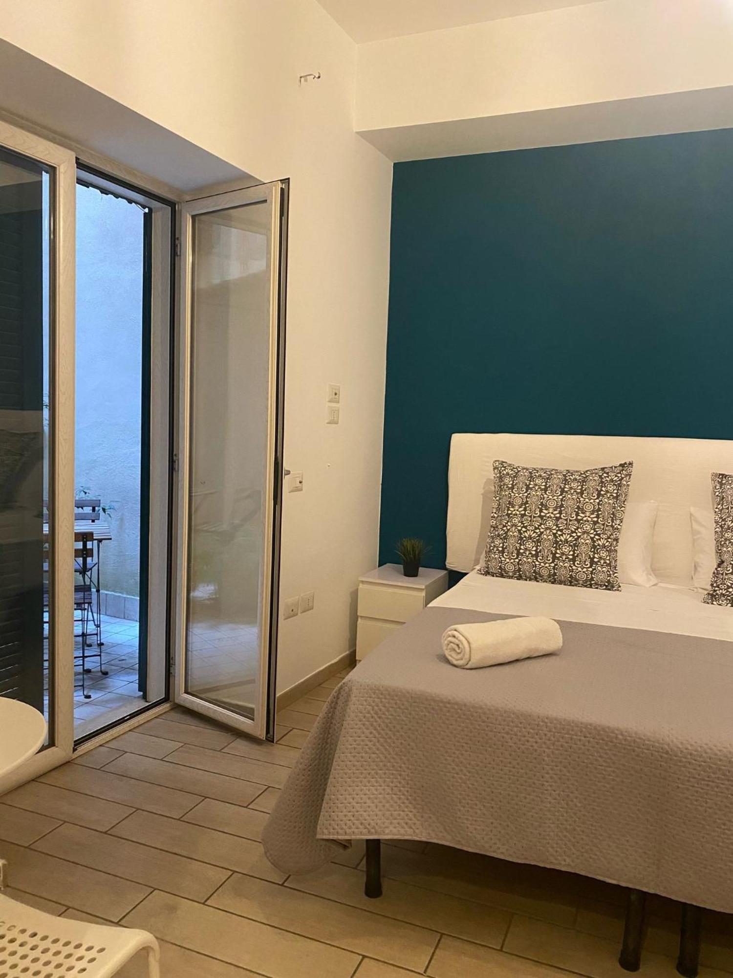 B&B Napoli Duomo Екстер'єр фото